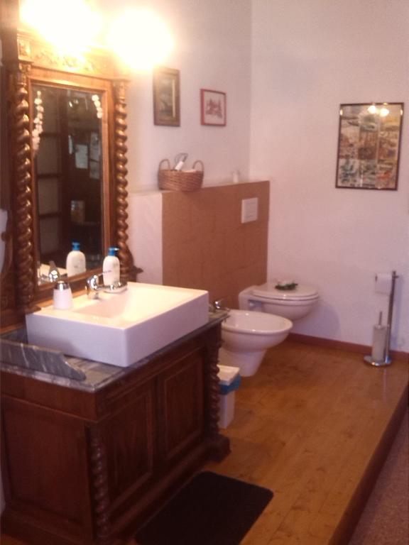 B&B Ai Tre Leoni Lake Como Номер фото